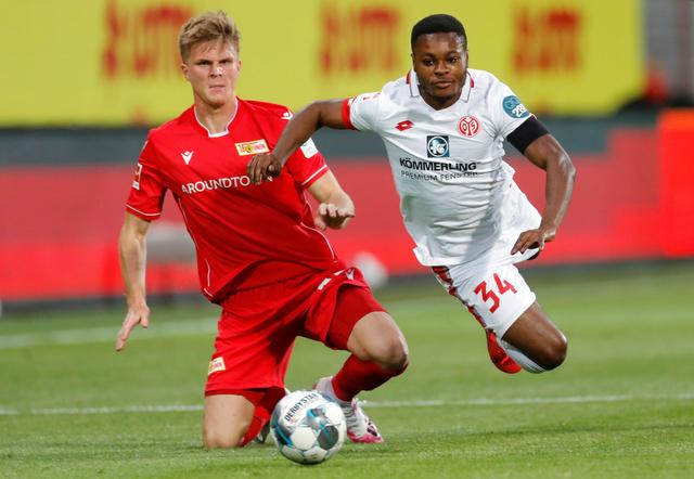 车贴地行驶 车贴地行驶