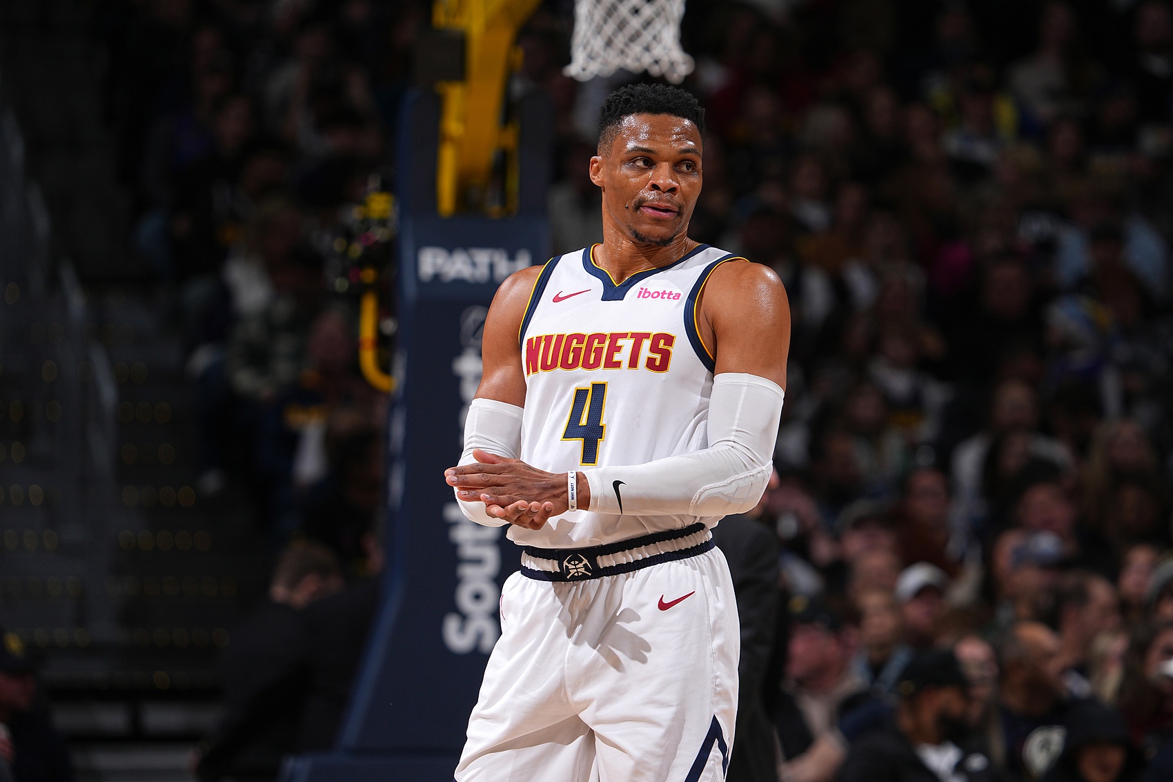 筐与爱德华 筐与爱德华